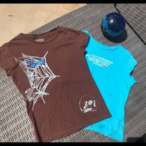 😎🧜🏽‍♀️2 Kids/Girls Vans Tees